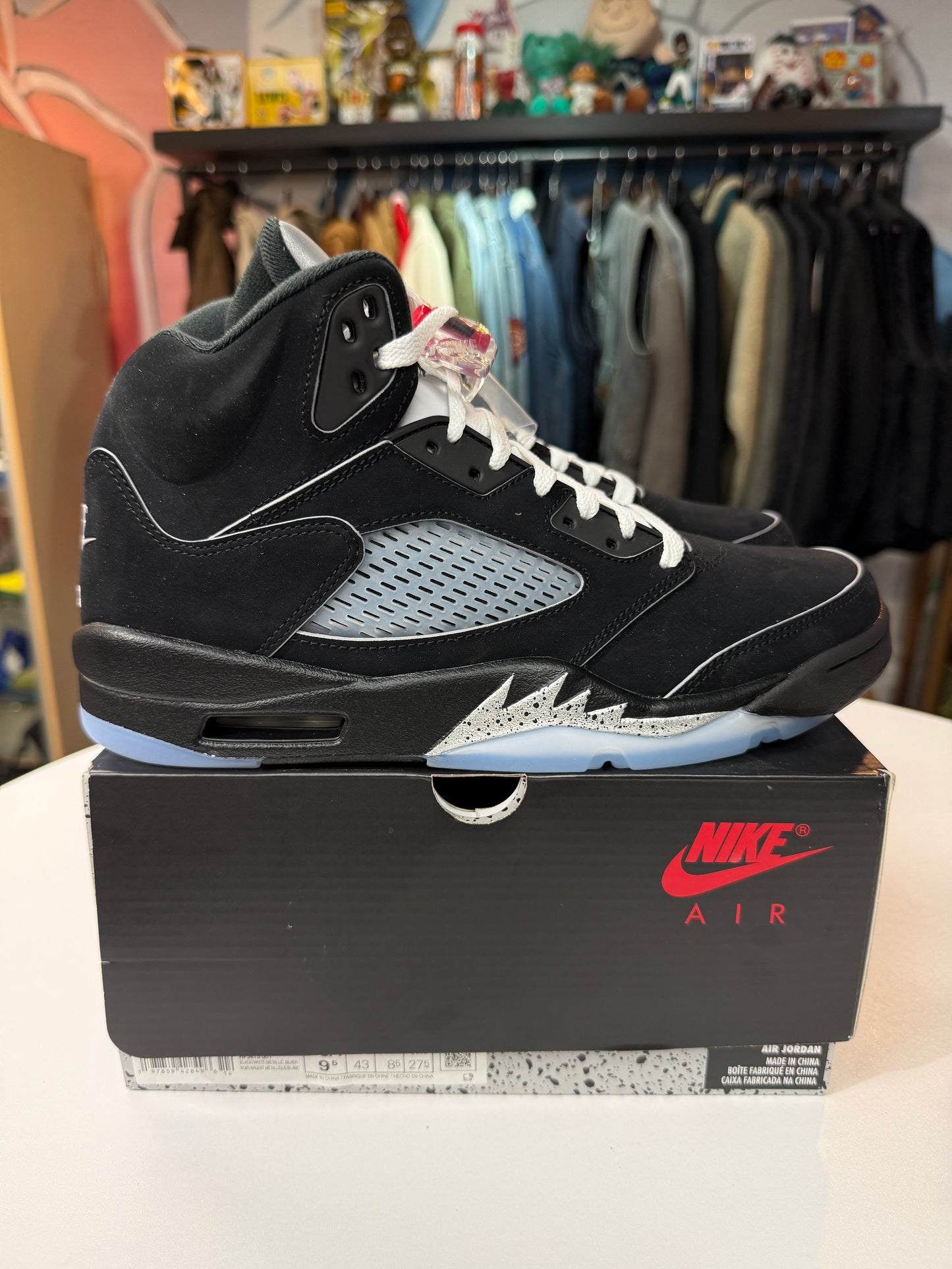 New Black Metallic Jordan 5 (2025)
