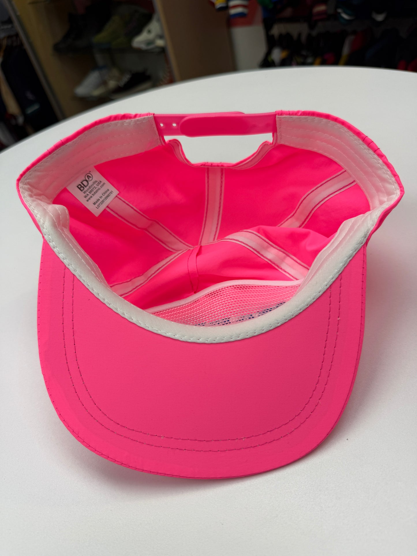 Vintage Mariners Pink Neon Hat