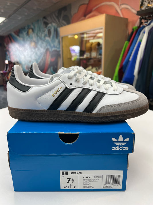 New Cloud White Core Black Adidas Sambas OG