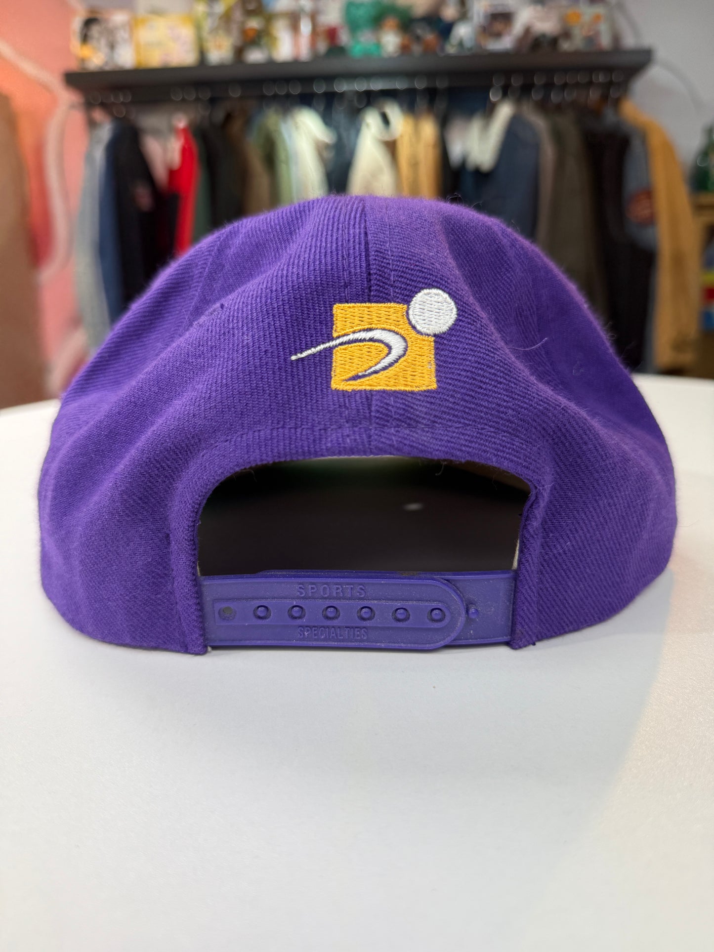 Vintage UW Snapback