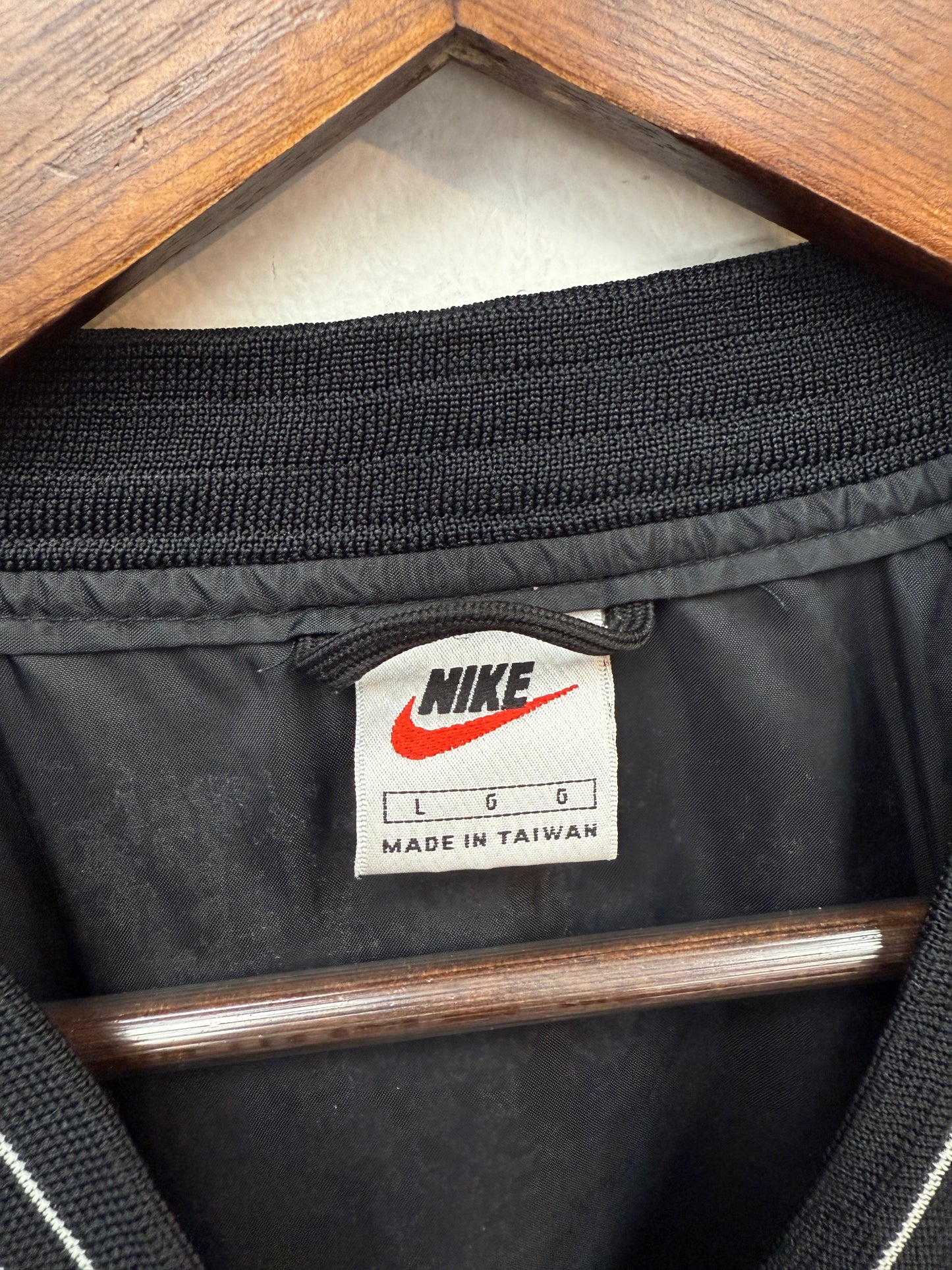 Vintage Nike Black Pullover Jacket