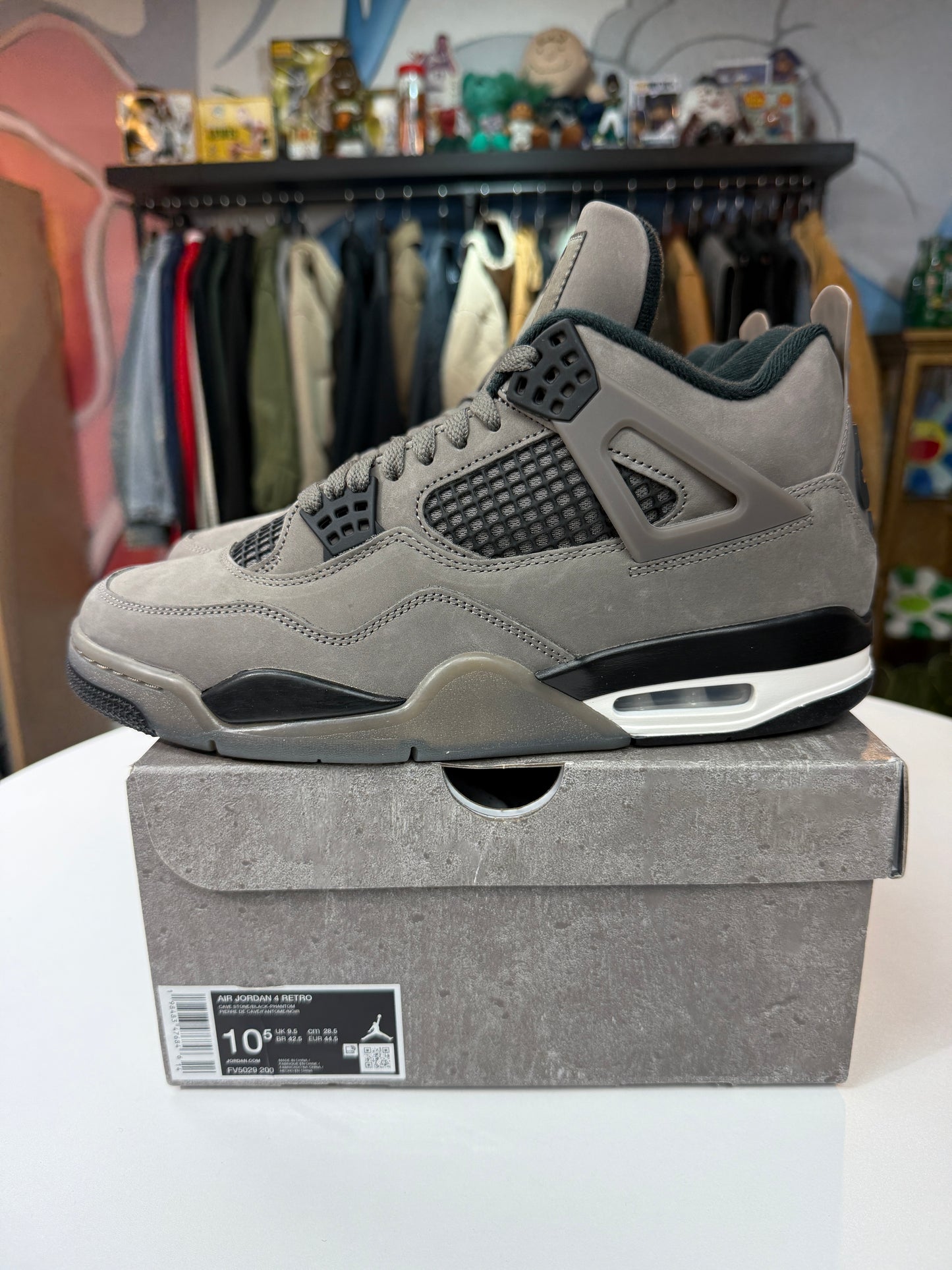 New Cave Stone Jordan 4