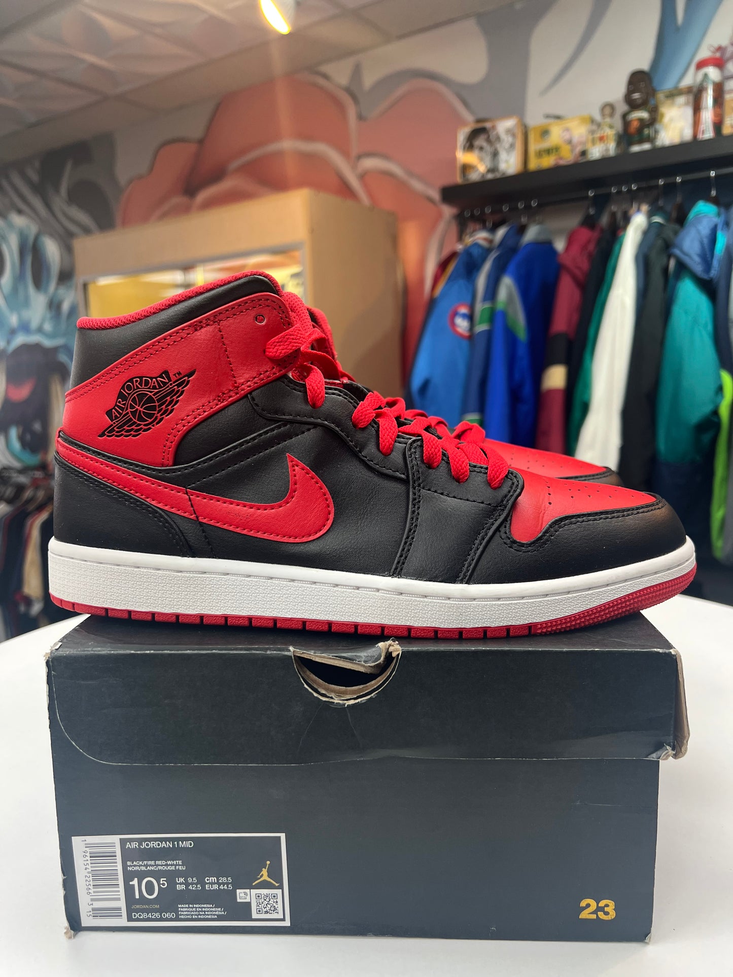 VNDS Jordan 1 Mid Alternate Bred