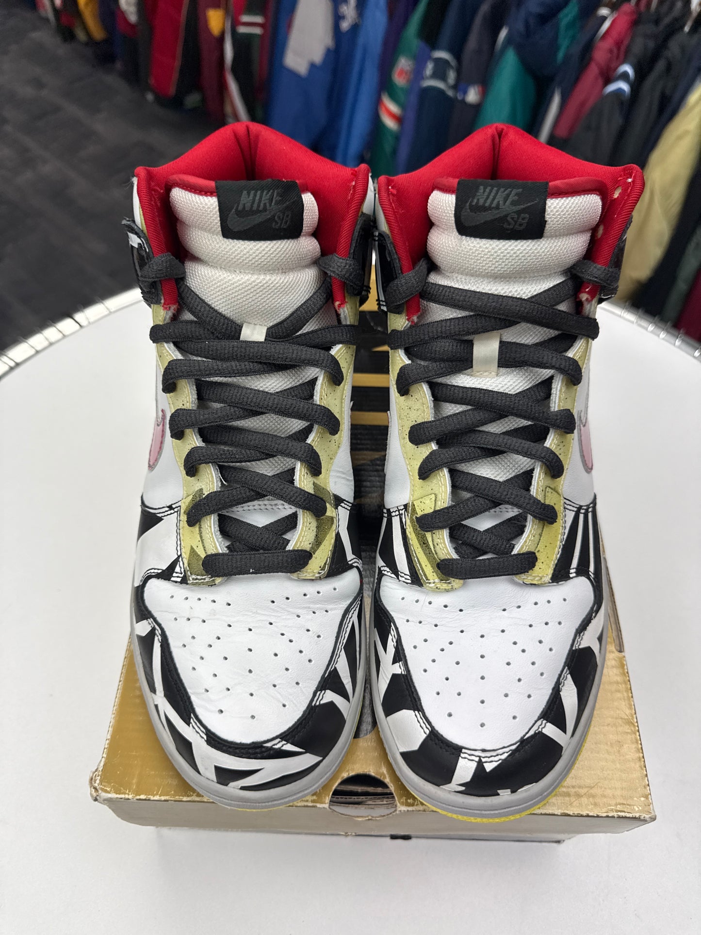 Preowned Nike SB Dunk High Thrashin (2008)