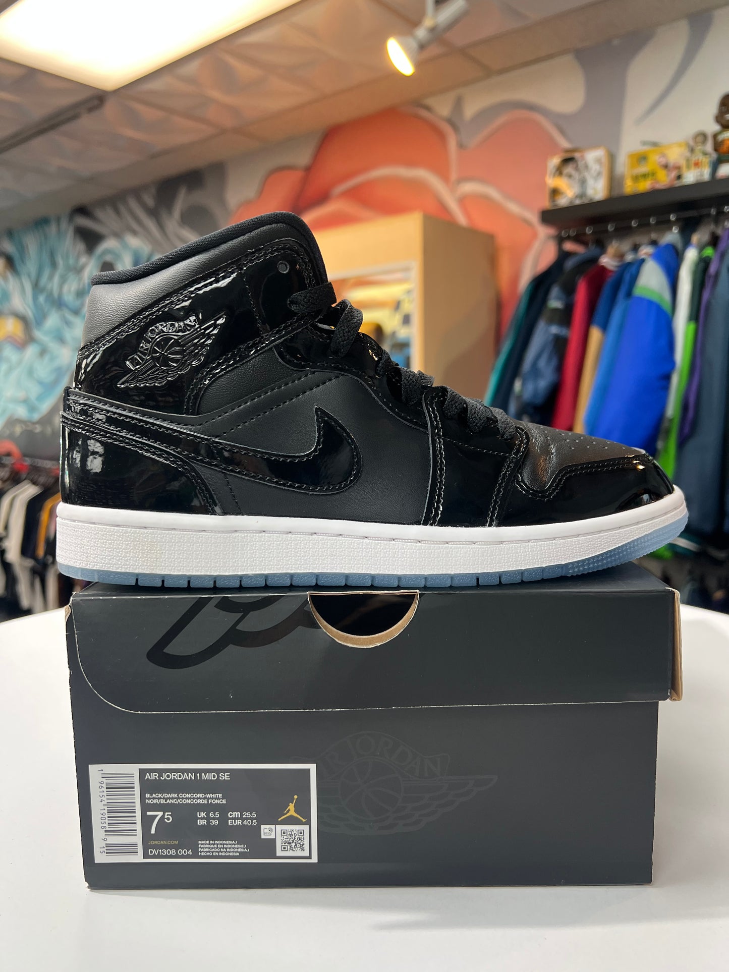 Preowned Jordan 1 Mid SE Space Jam