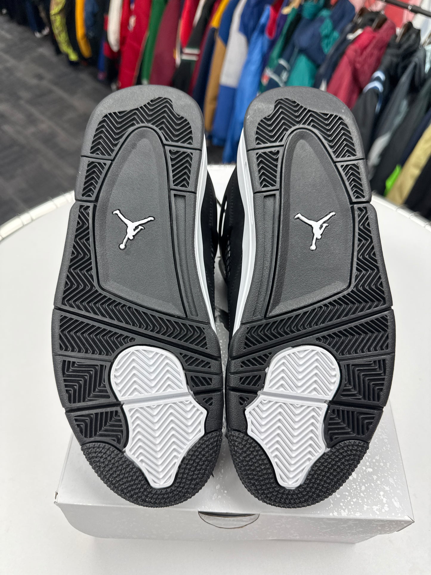 New Jordan 4 White Thunder