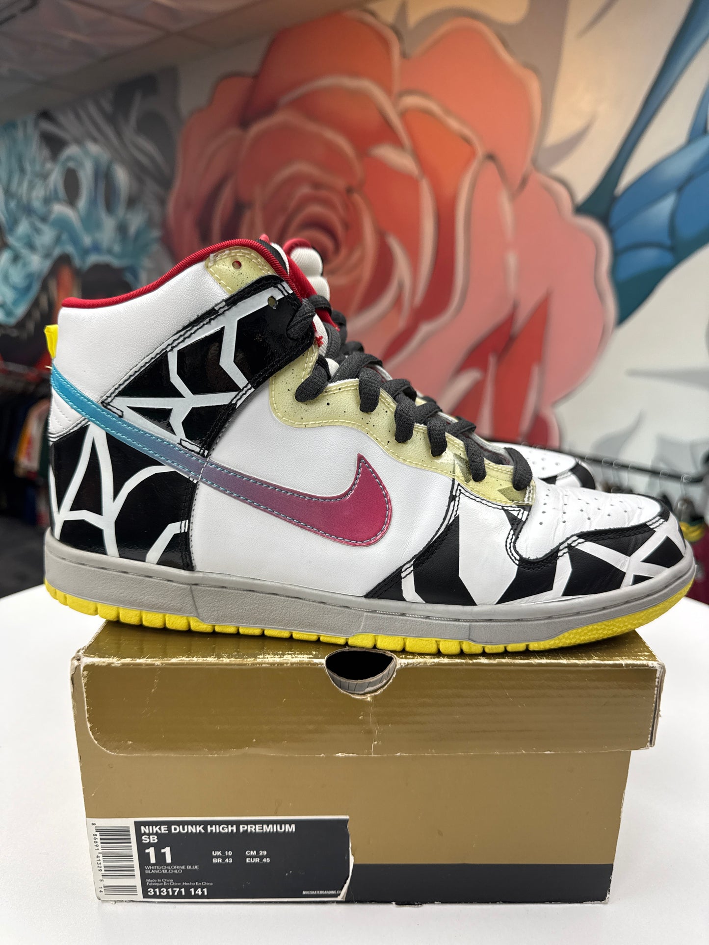 Preowned Nike SB Dunk High Thrashin (2008)