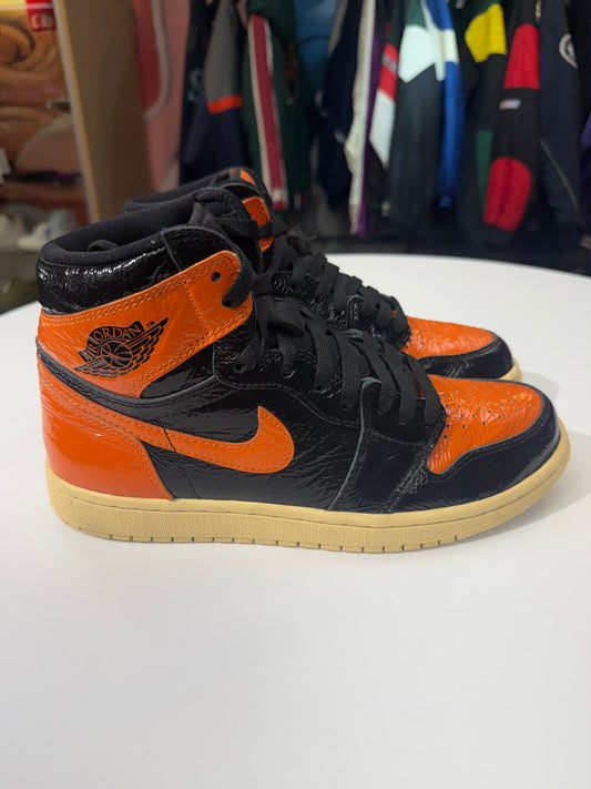 Preowned Shattered Backboard 3.0 Jordan 1