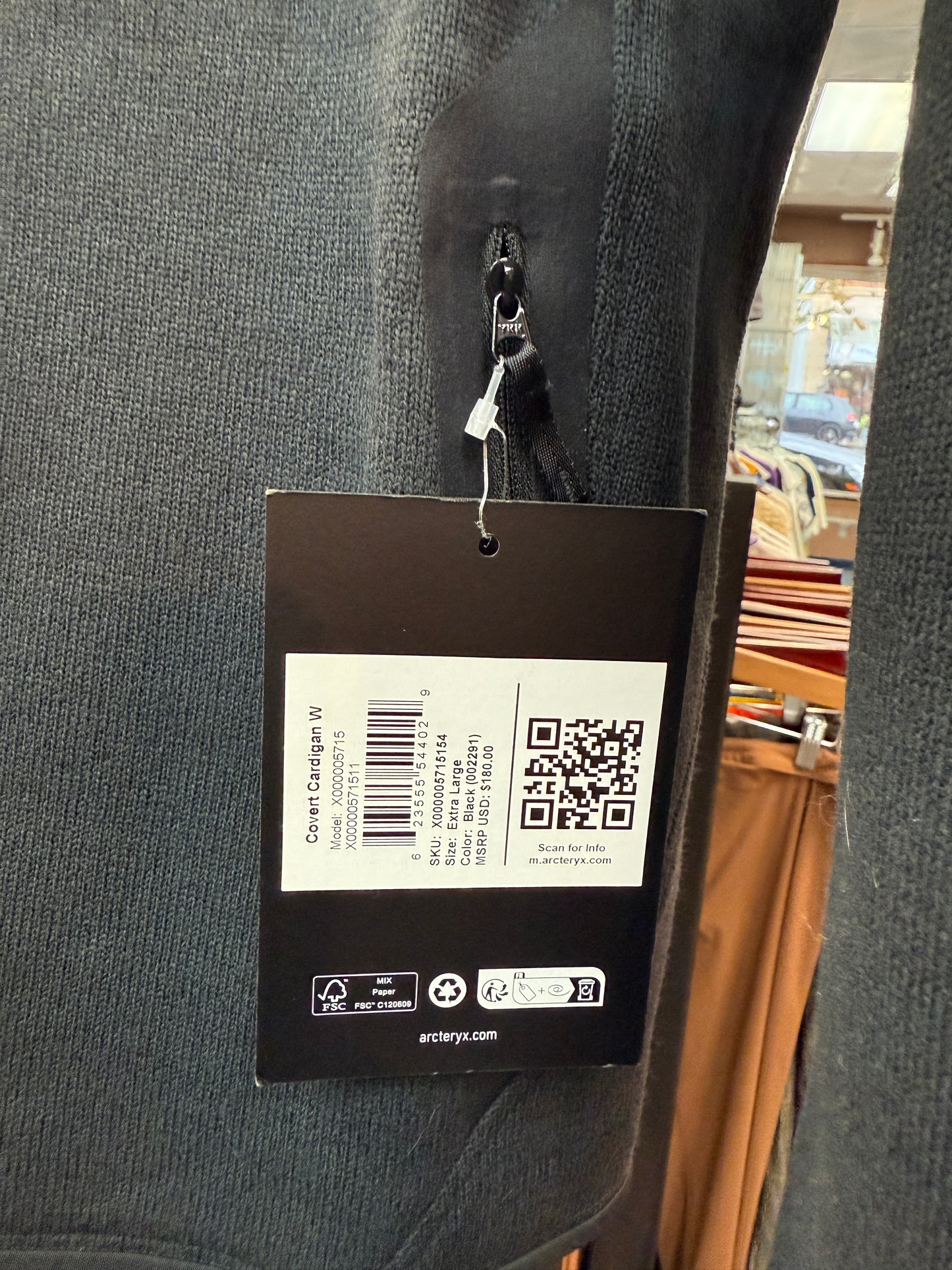 New Arc’teryx Woman’s Covert Zip Up