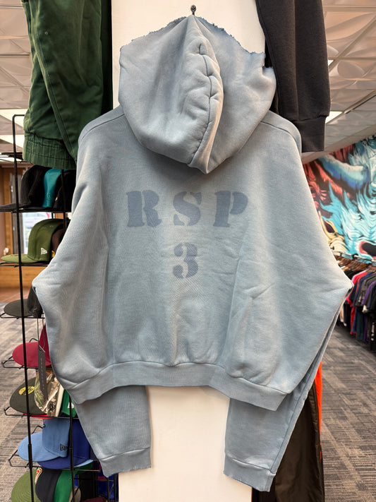 New GV Raspberry Hills Sky Lounge Hoodie