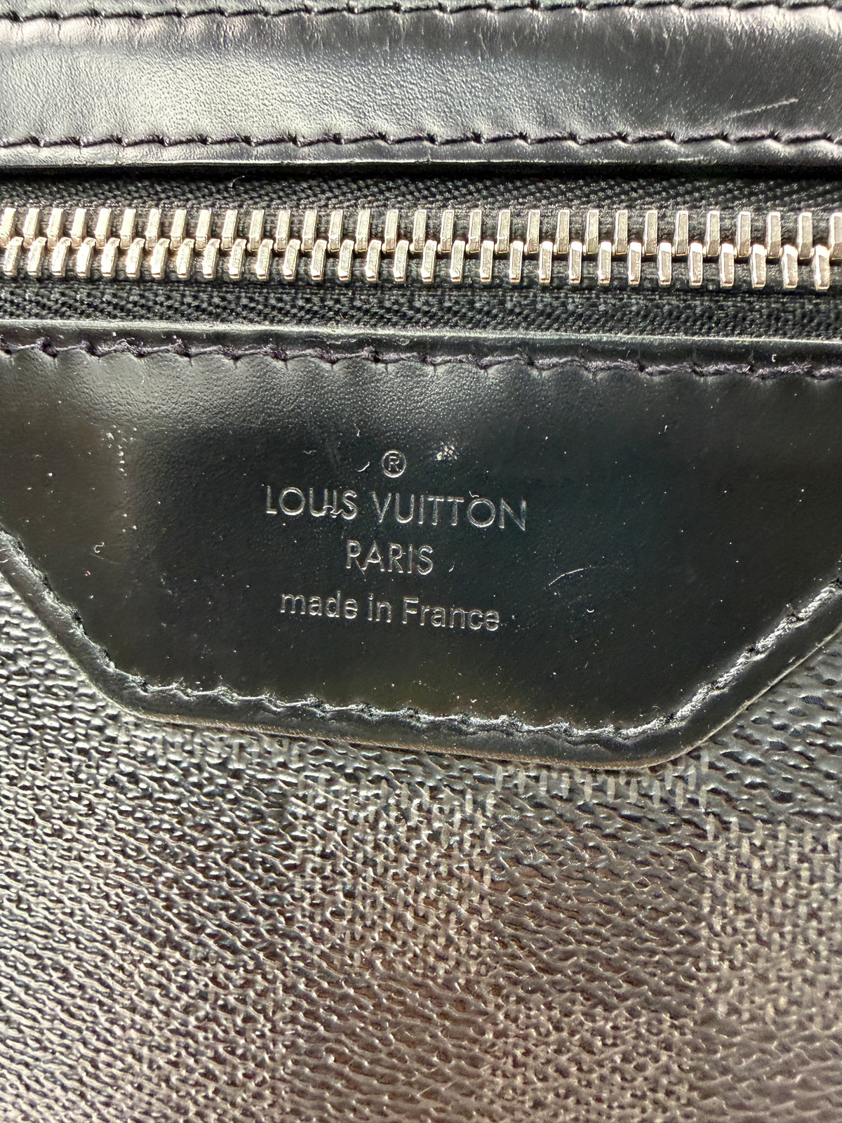 LV Damier Graphite Daniel Messenger Bag