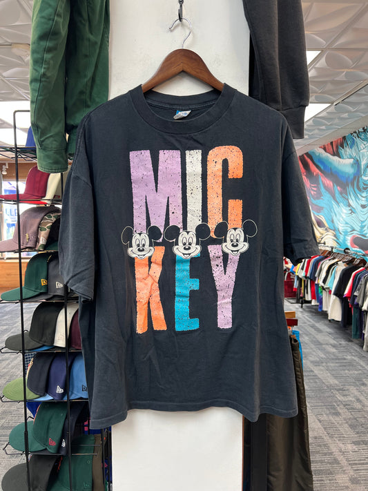 Vintage 90s Disney Mickey Mouse Graphic Tee