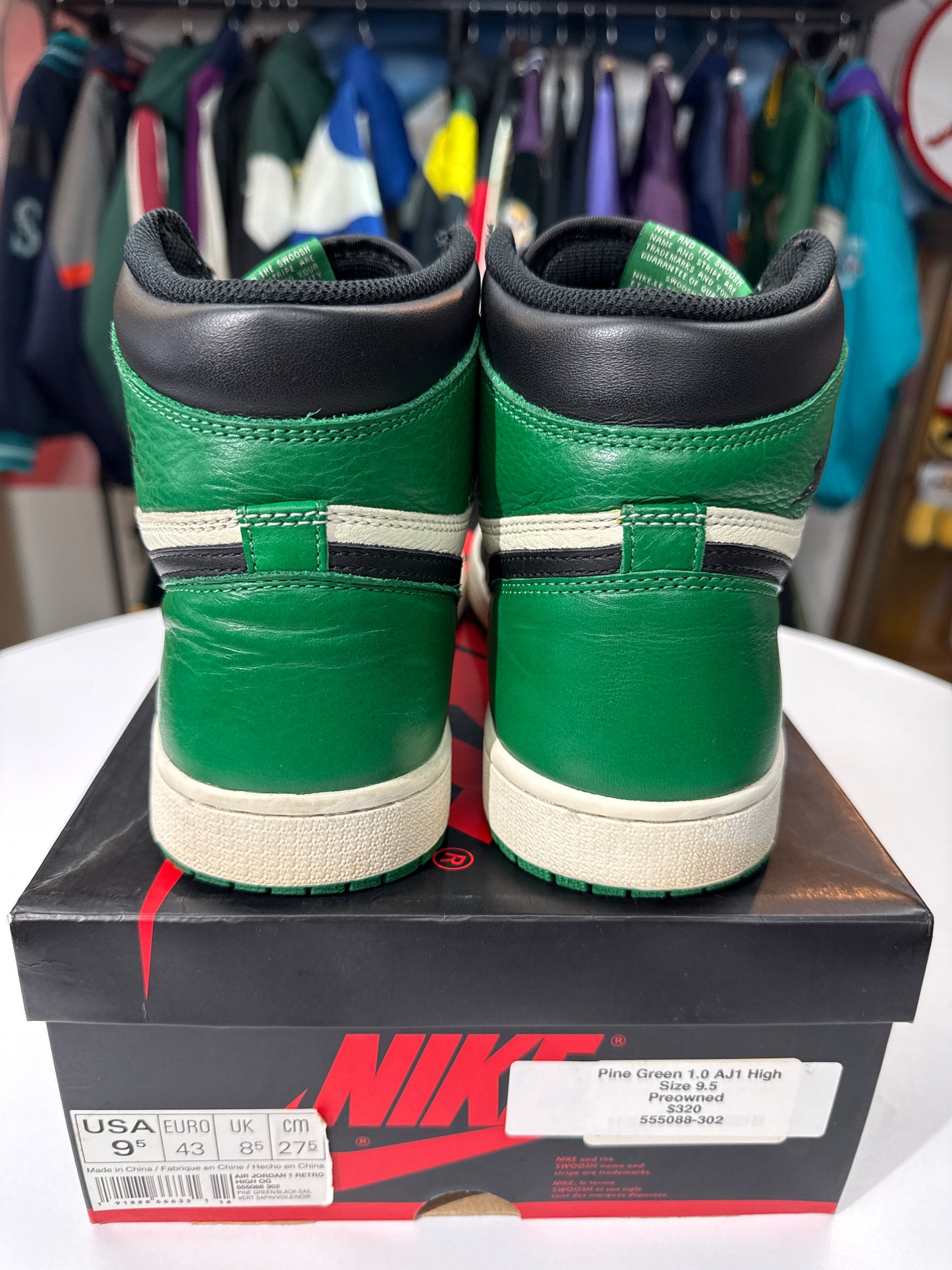 Preowned Jordan 1 Pine Green