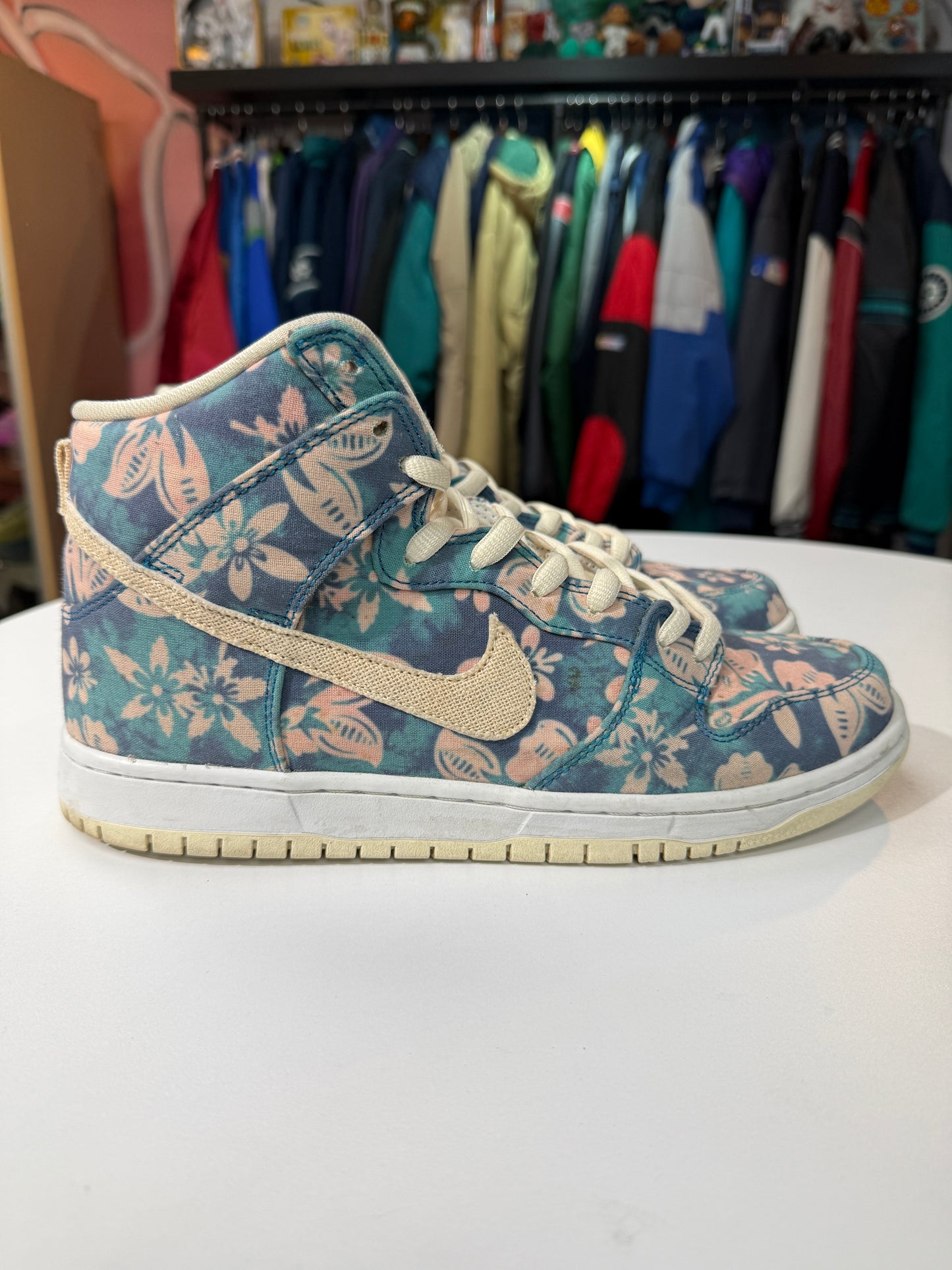 Preowned Hawaii SB Nike Dunk High
