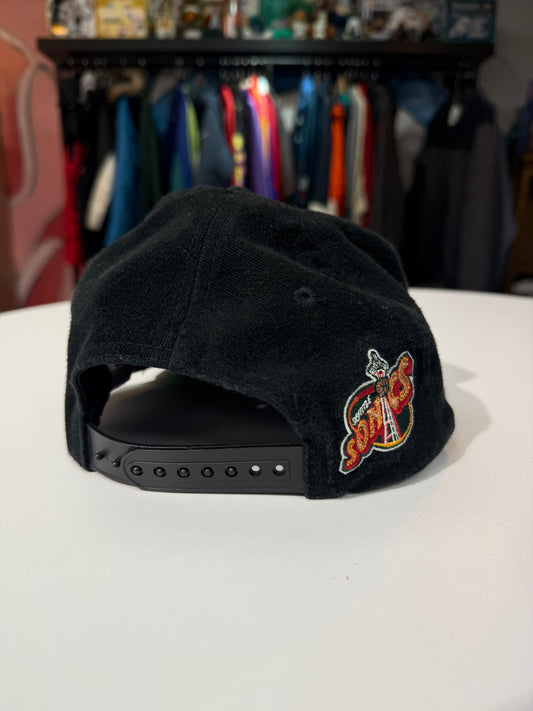 Vintage Sonics Embossed Embroidery Snap