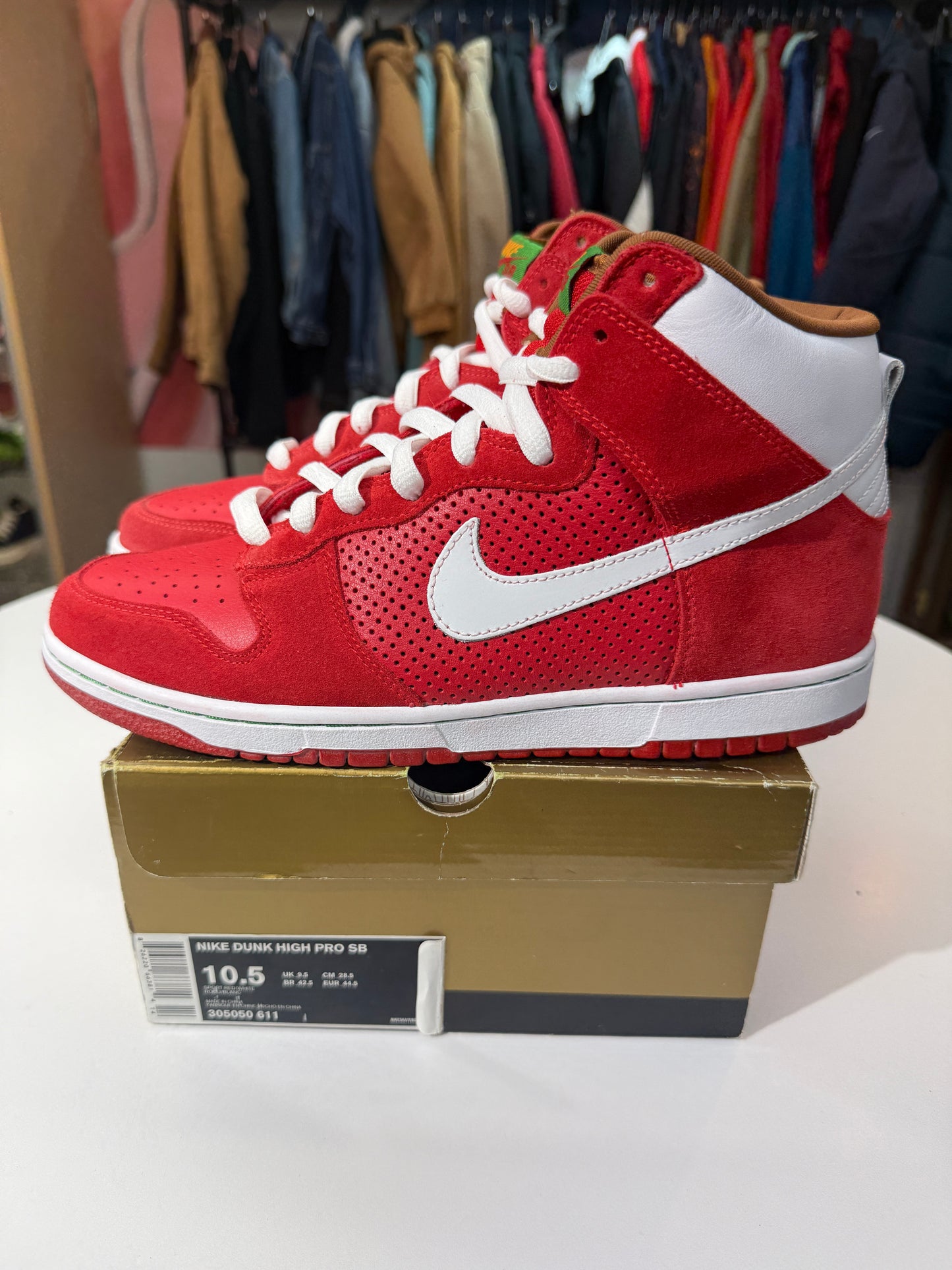 Preowned Big Gulp Nike SB Dunk High