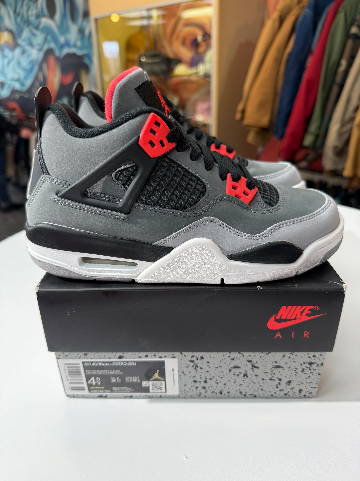 New Infrared Jordan 4