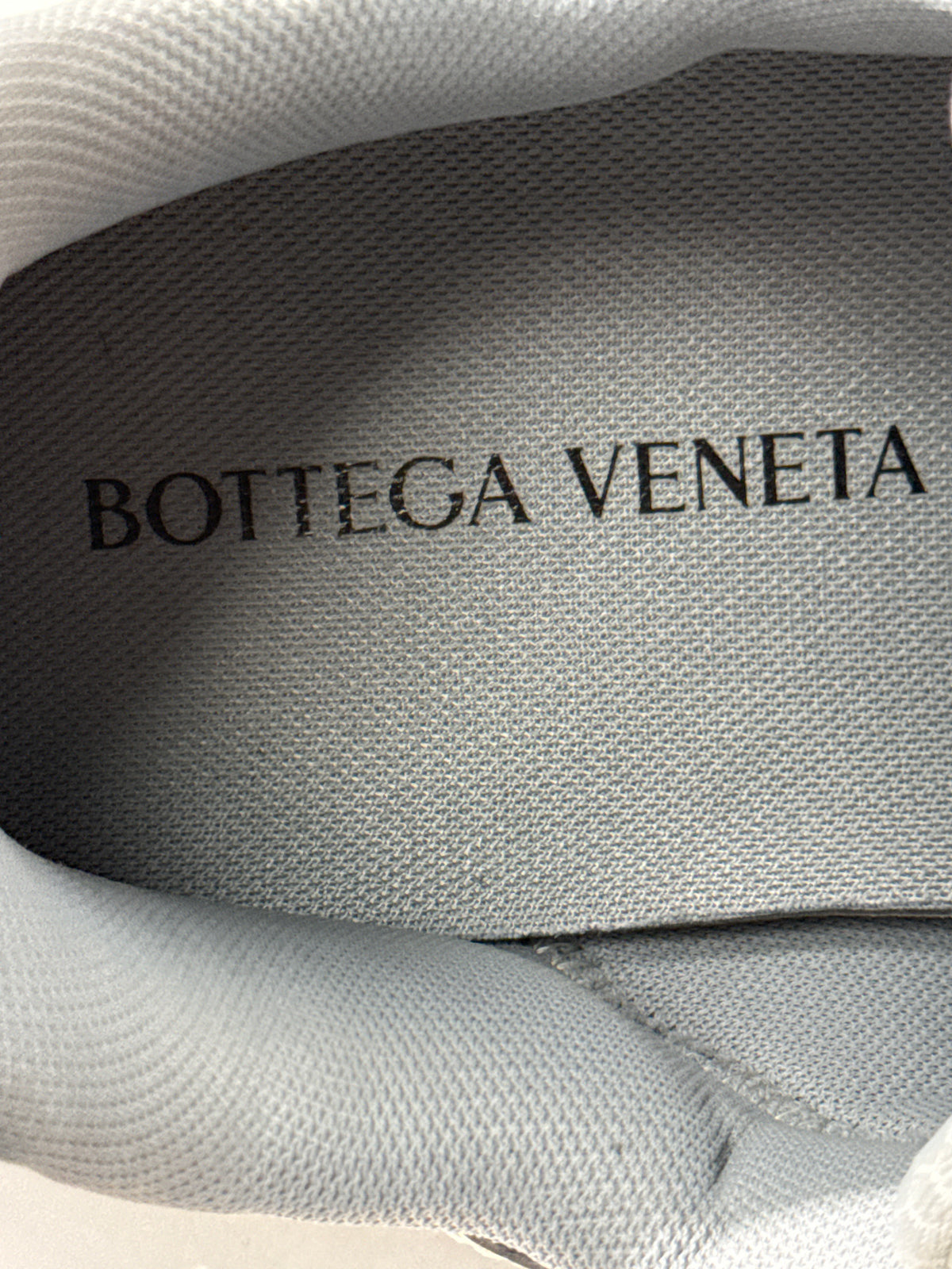 Preowned Bottega Veneta Orbit Sneaker Silver/White