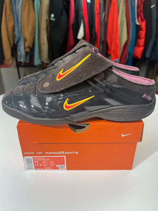 New Nike Kids of Immigrants T90 Mule Velvet Brown