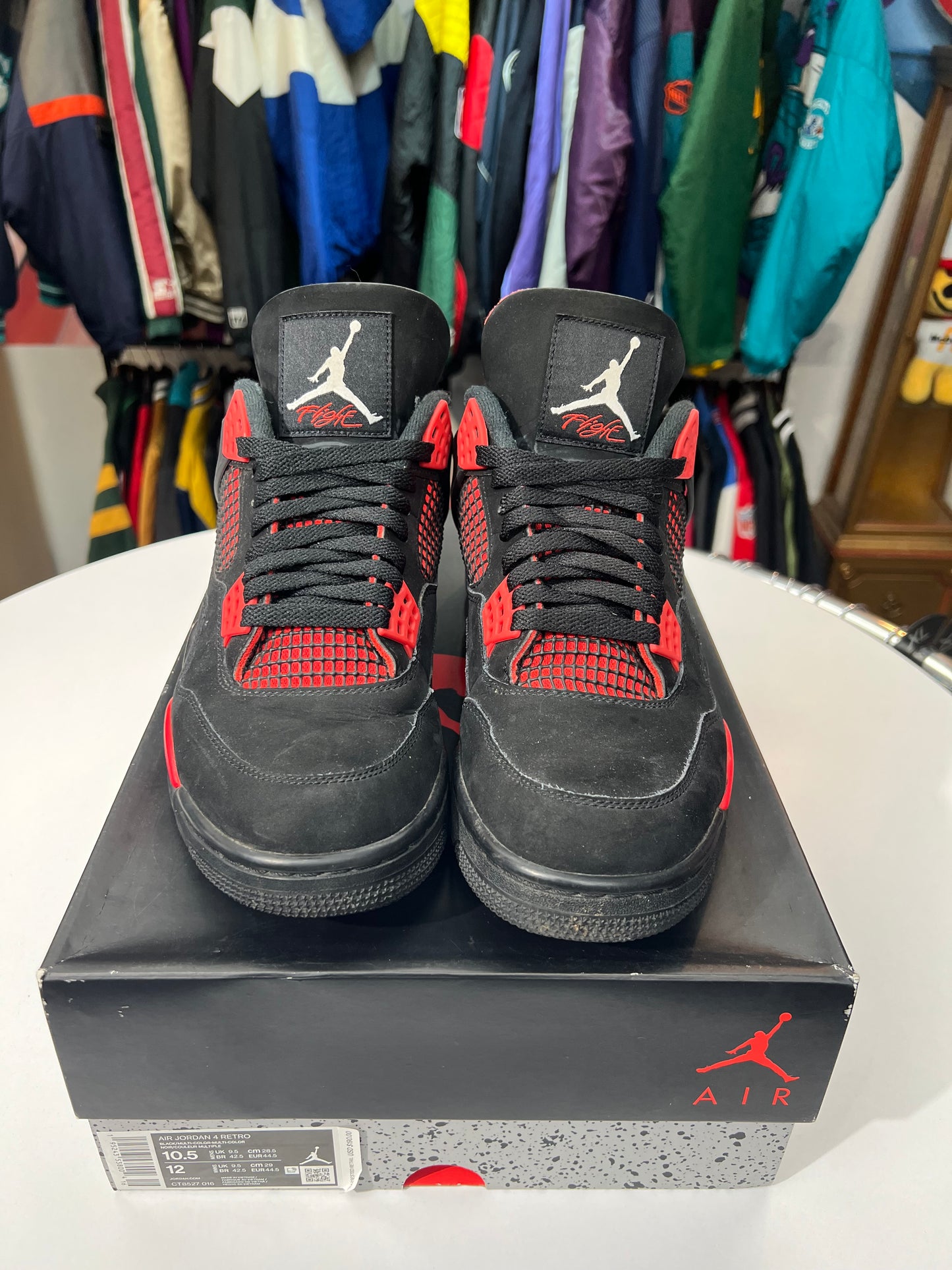 Preowned Jordan 4 Retro Red Thunder