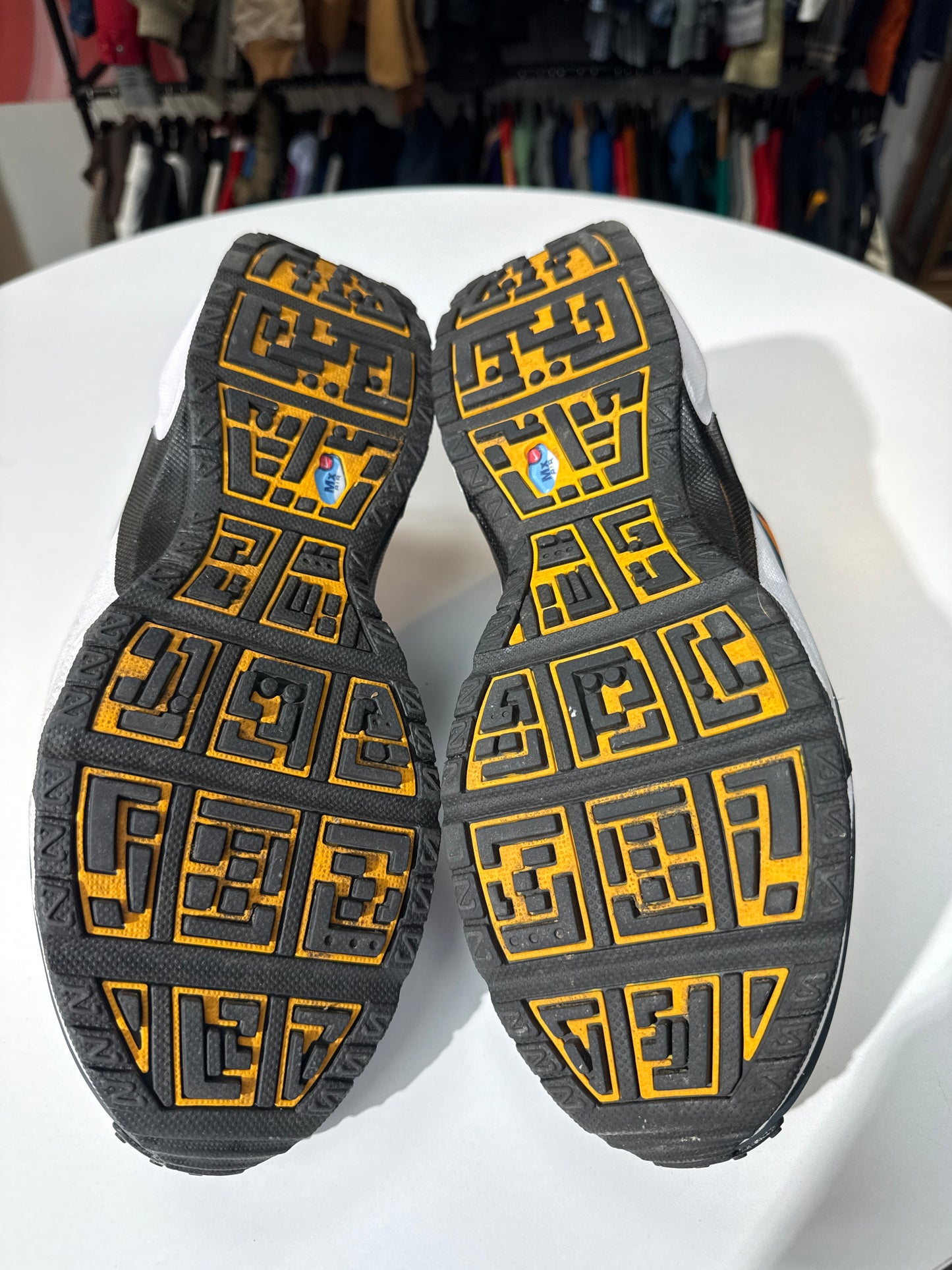 Preowned Canyon Gold Air Max Sunder