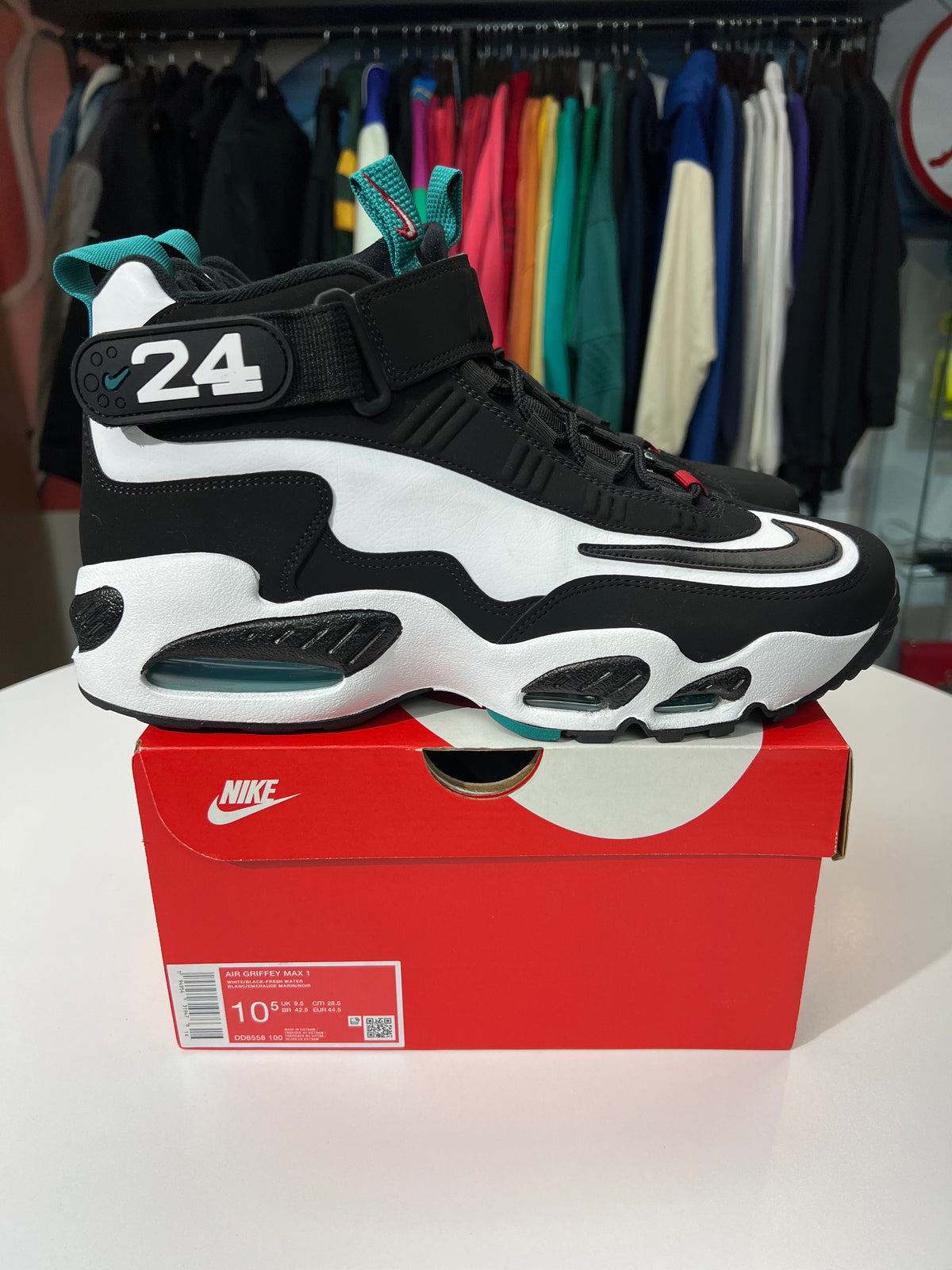 Preowned Nike Air Griffey Max 1 Freshwater