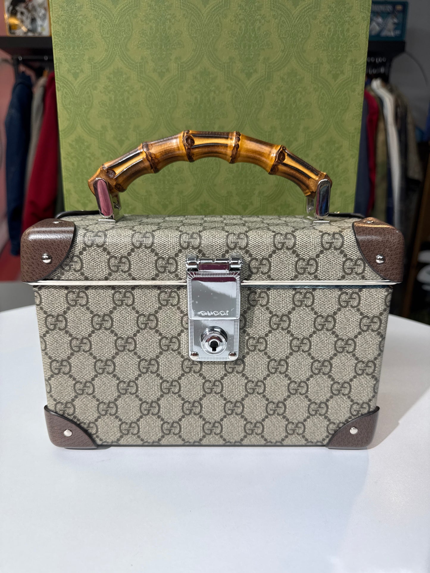 Gucci Monogram Globe-Trotter Beauty Case