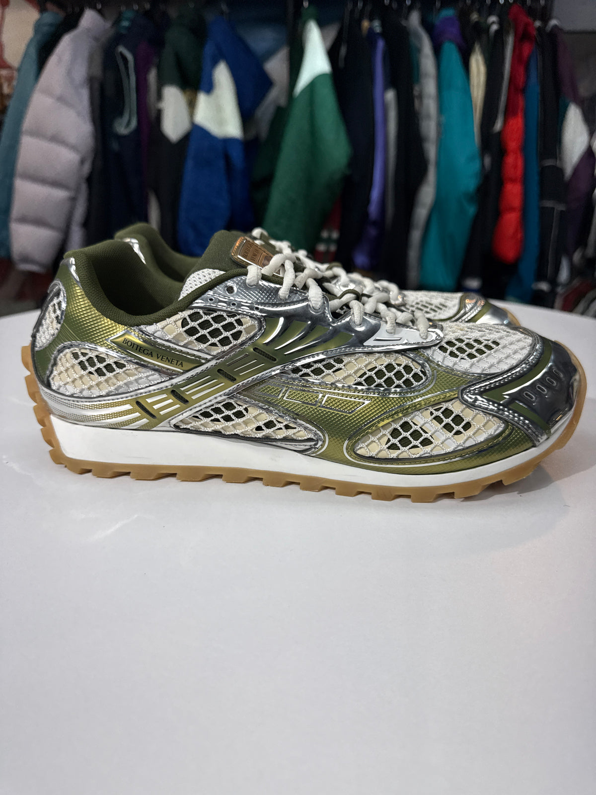 Preowned Bottega Veneta Orbit Sneaker Mud/White