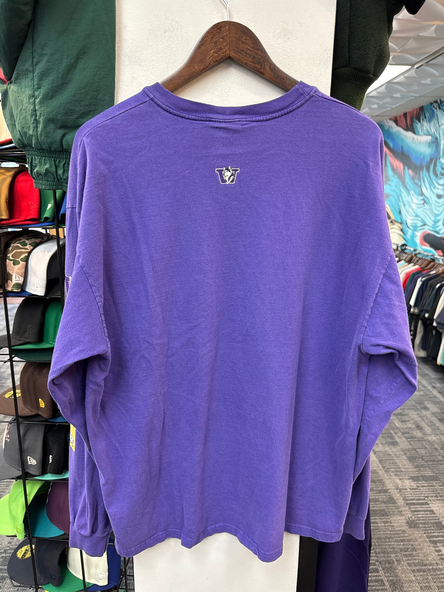 Vintage UW Huskies Longsleeve