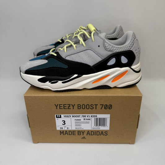 Yeezy 700 Wave Runner