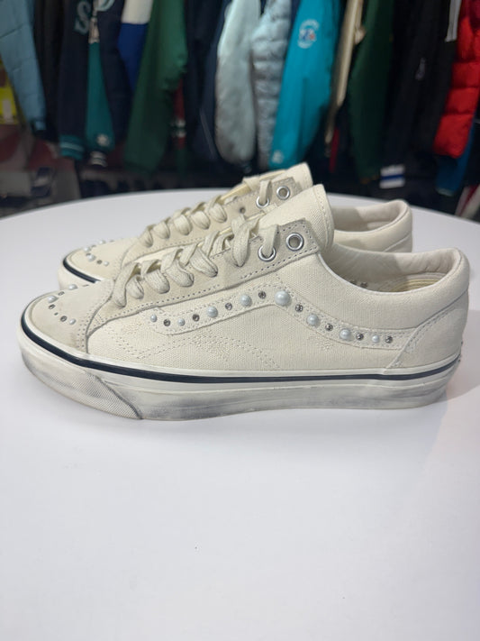 Preowned Marshmallow Pearlized Vans LX Old Skool 36