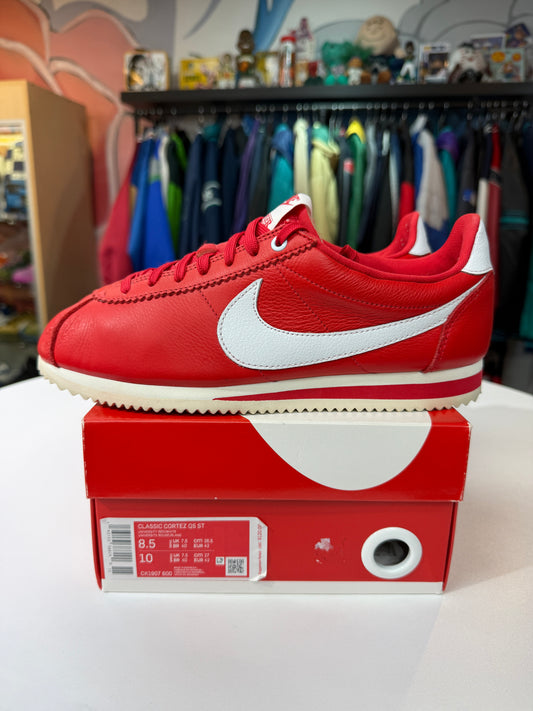 Preowned Stranger Things Independence Day Cortez