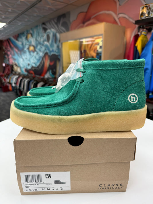 New Hidden Green Clarks Wallabe Cup