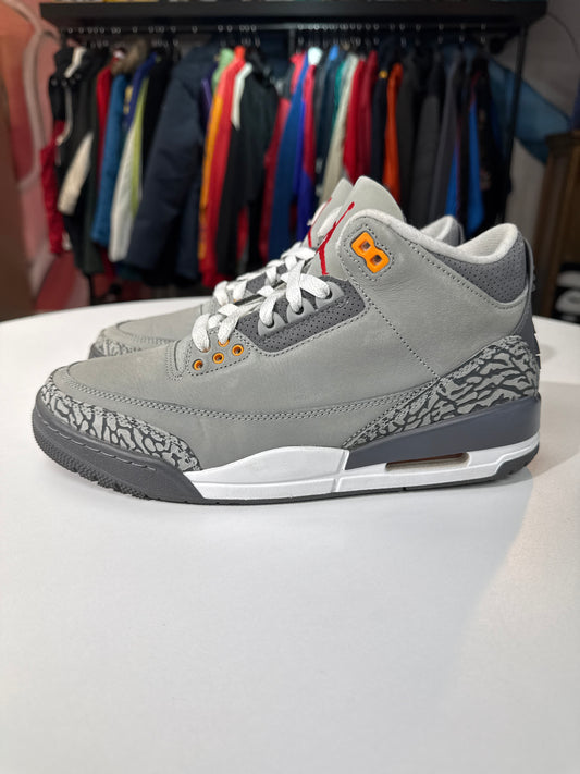 Preowned Jordan 3 Cool Grey