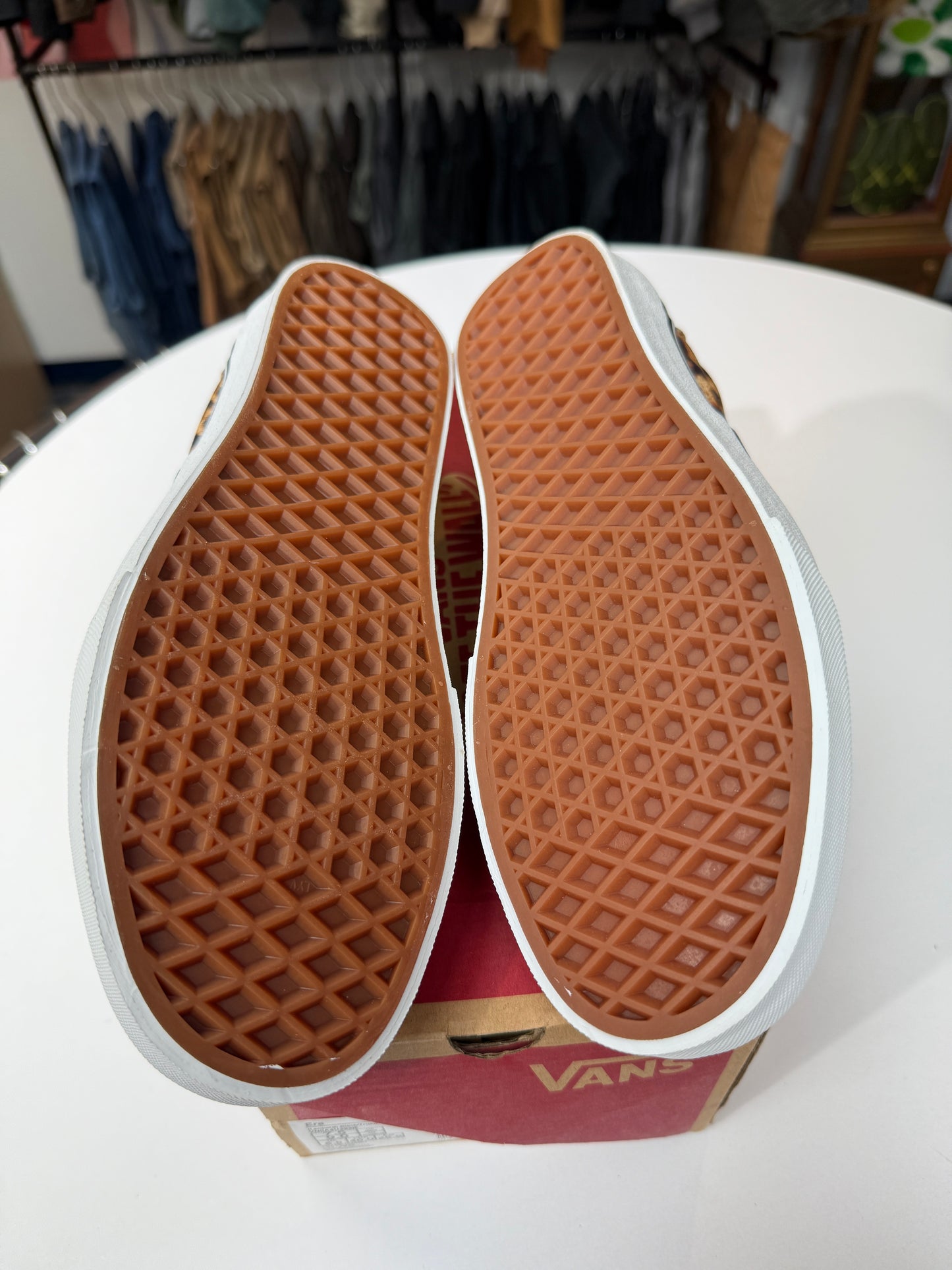 New Leopard Vans