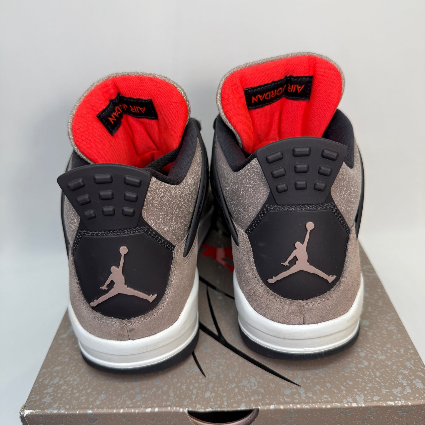 Jordan 4 Taupe Haze Preowned