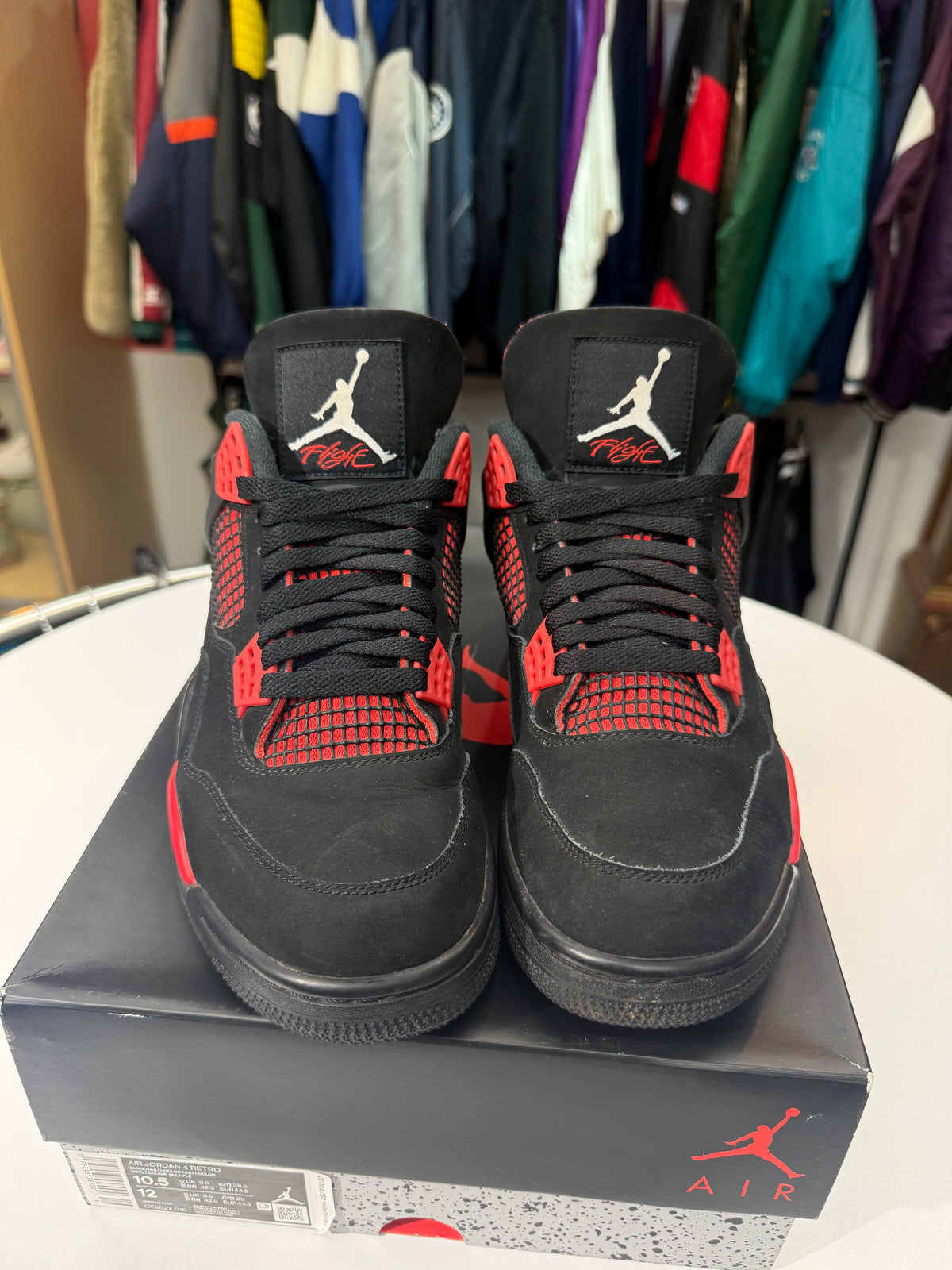Preowned Jordan 4 Retro Red Thunder