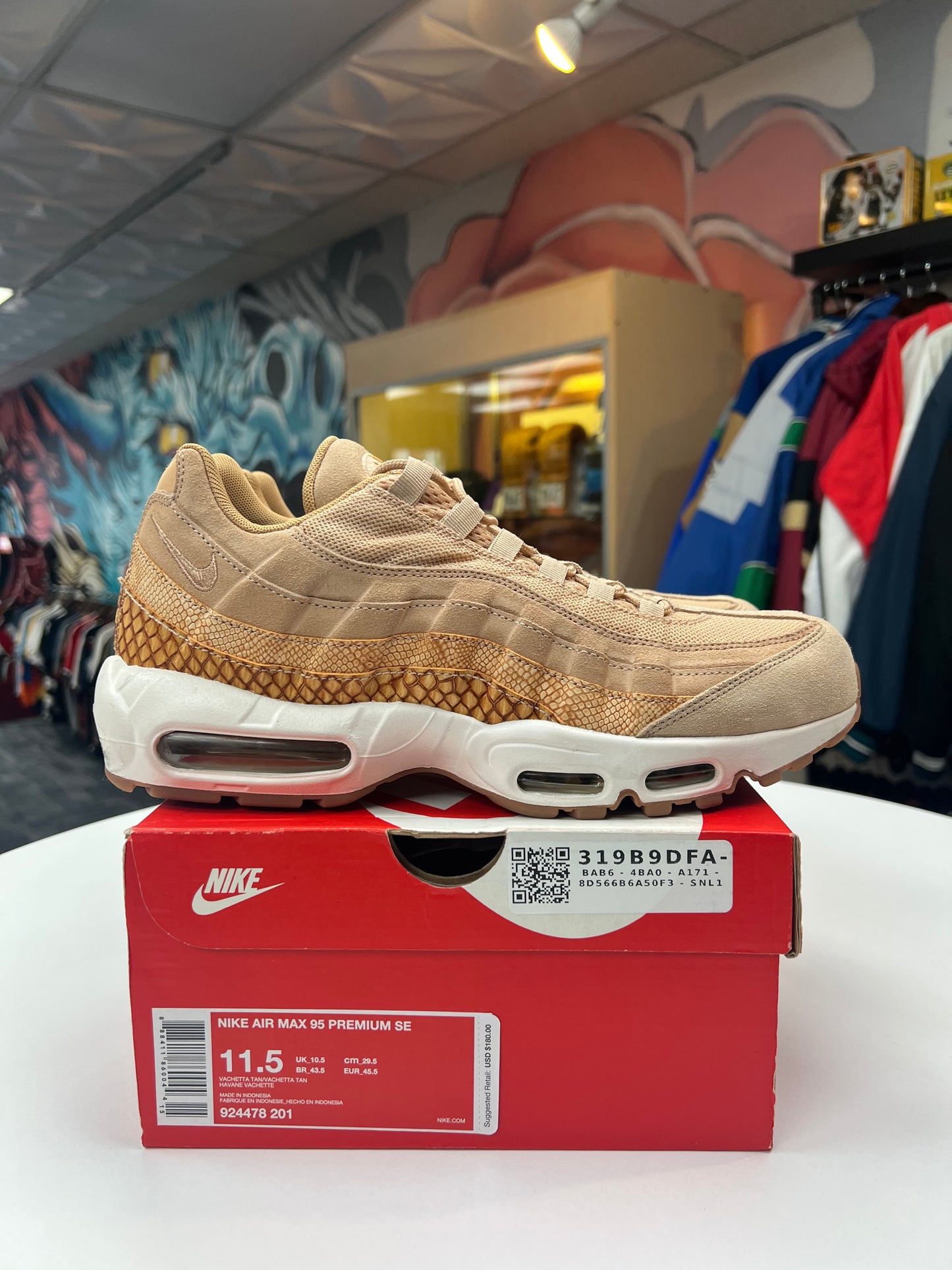 Preowned Vachetta Snake AirMax 95