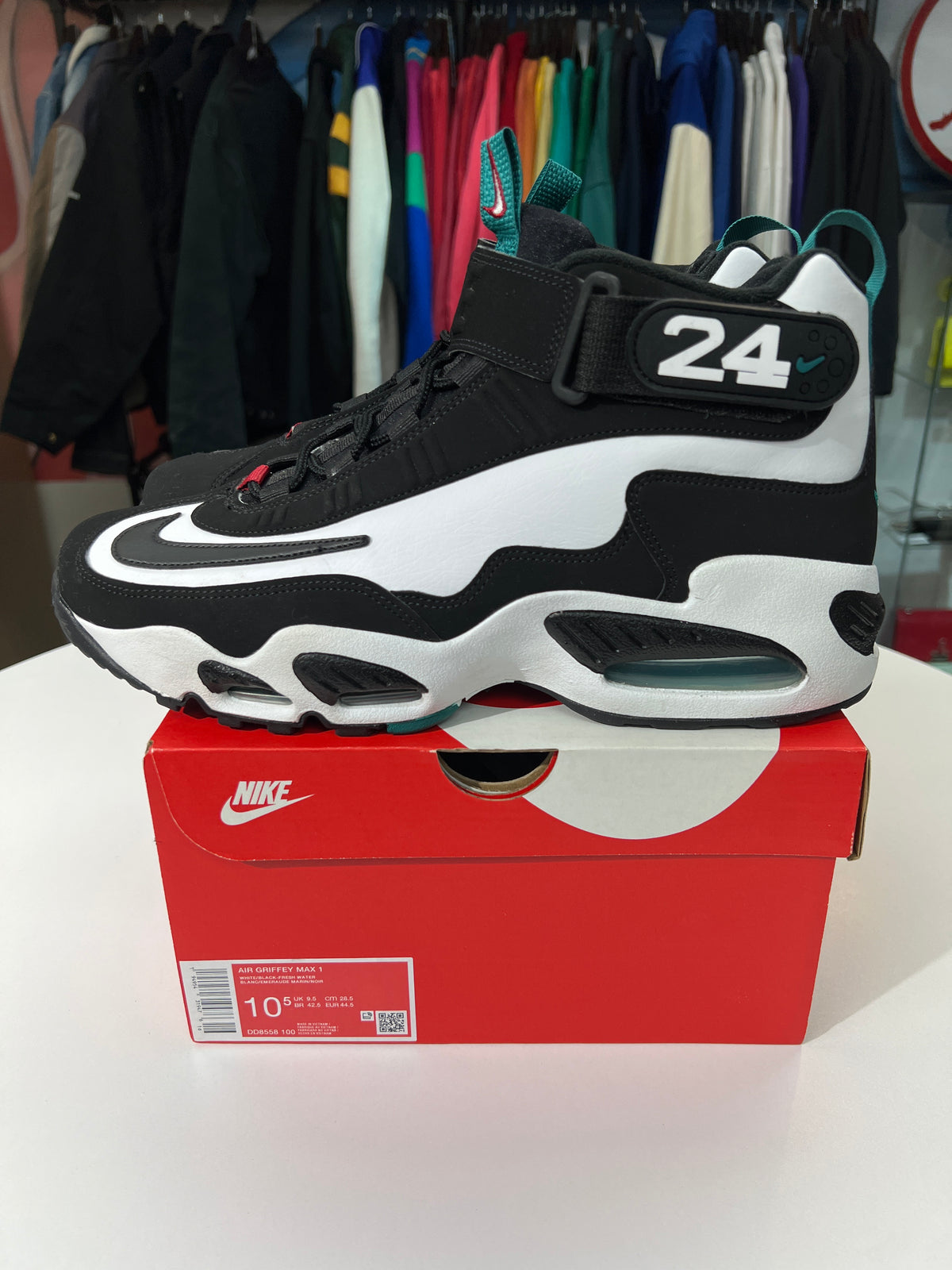 Preowned Nike Air Griffey Max 1 Freshwater
