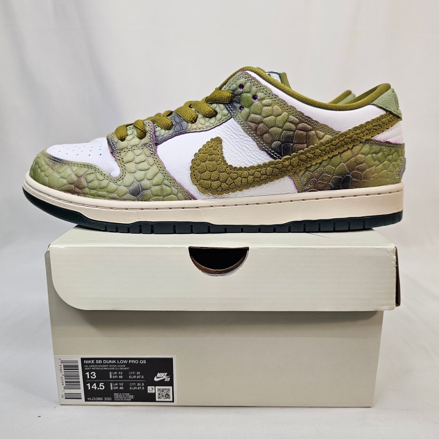 New Nike SB Dunk Low Chameleon