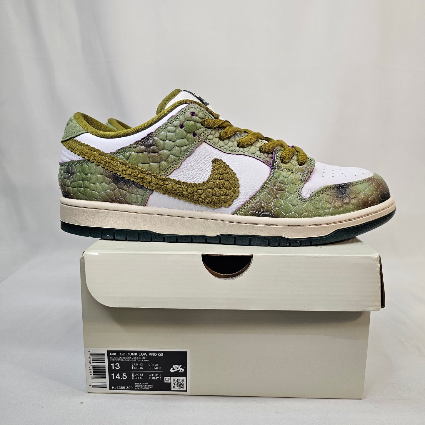 New Nike SB Dunk Low Chameleon