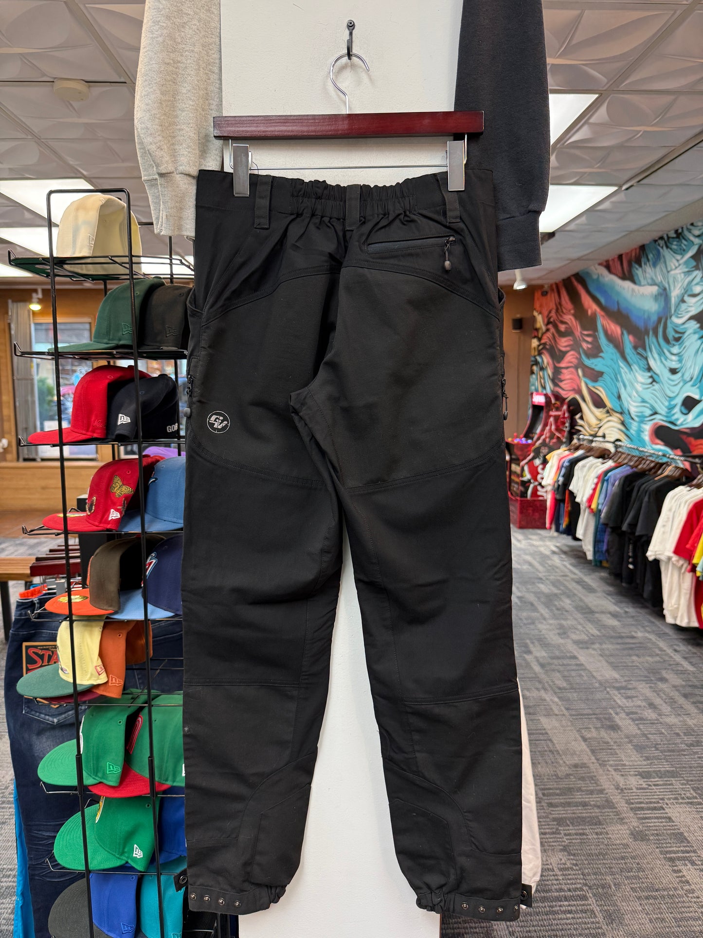 GV Raspberry Hills Track Pants