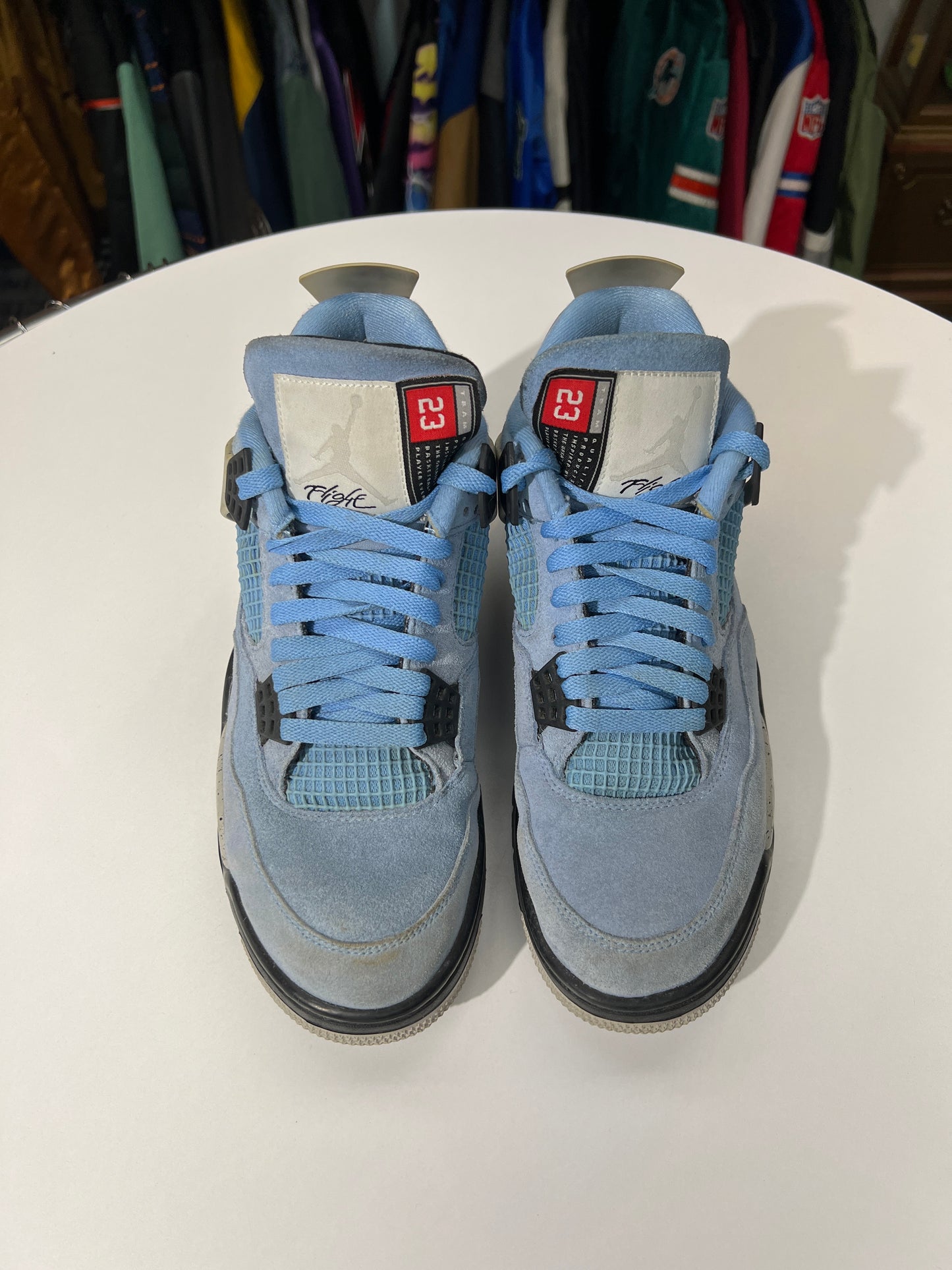 Preowned Jordan 4 Retro University Blue