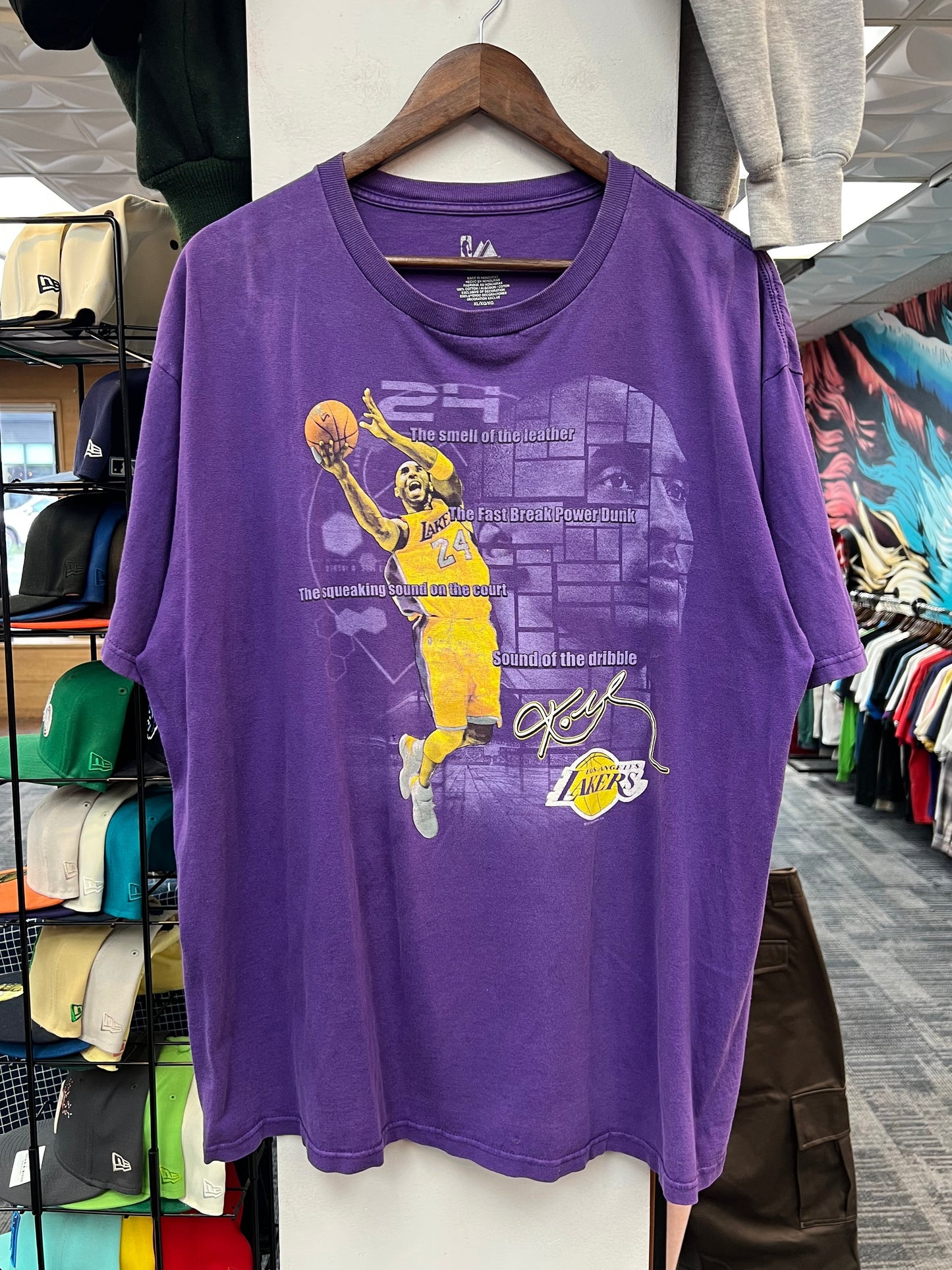 Vintage Kobe Bryant Majestic Tee