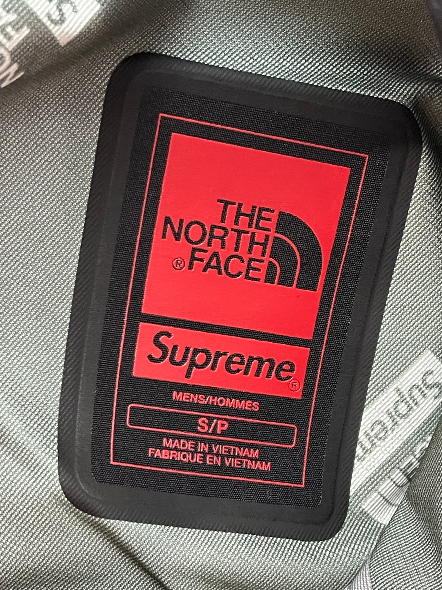 Supreme The North Face Split Seam Shell Jacket