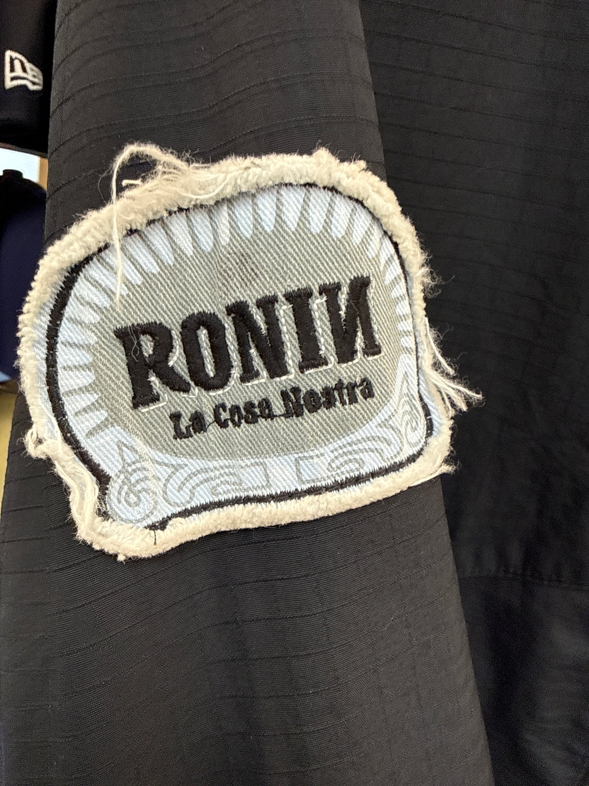 Vintage Y2K Burton Ronin Snowboard jacket