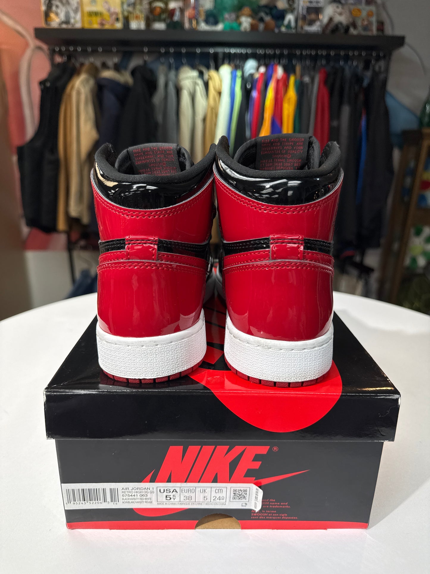 Preowned Jordan 1 Patent Bred