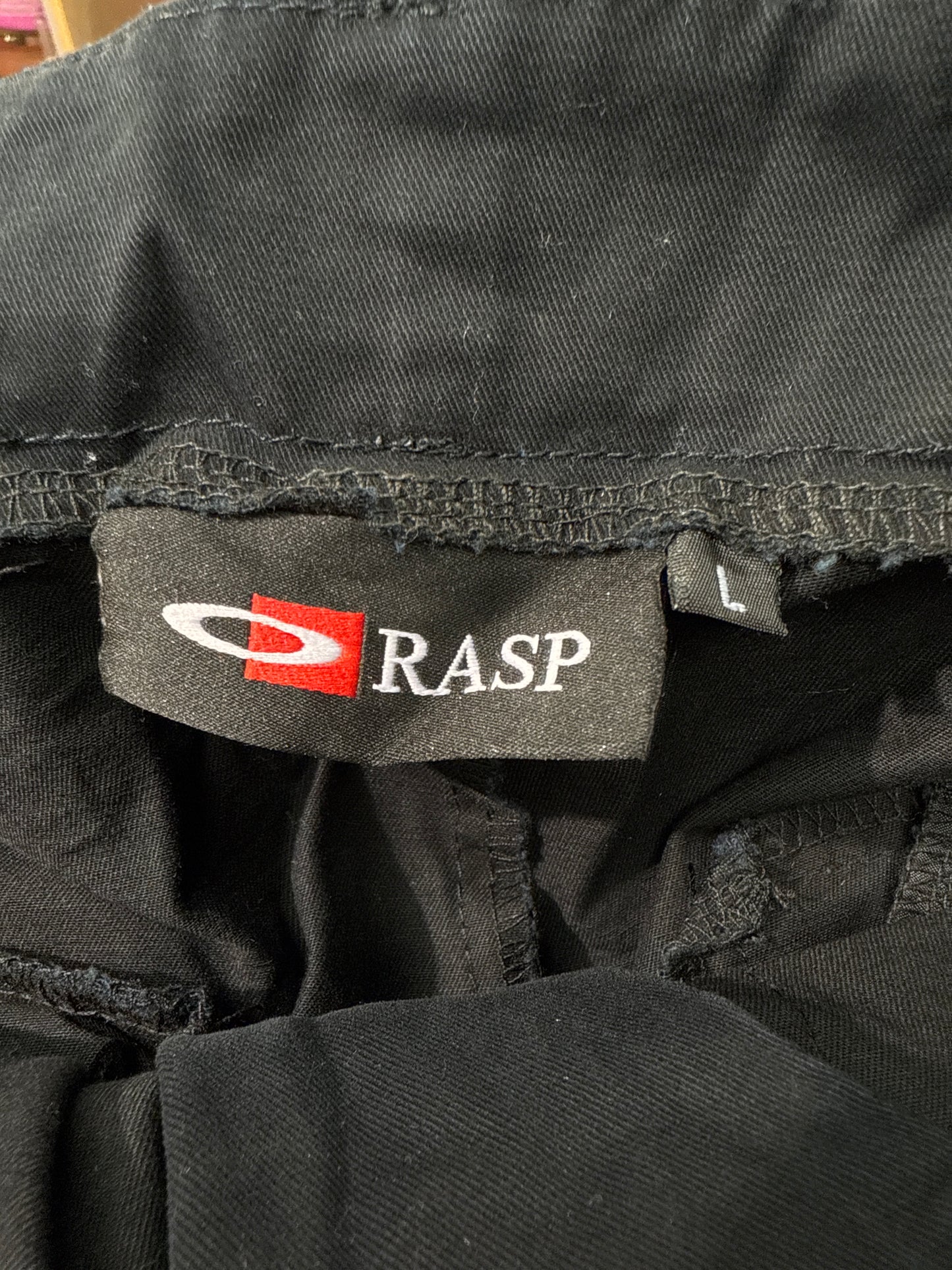 New GV Raspberry Hills Samurai Cargo Pants