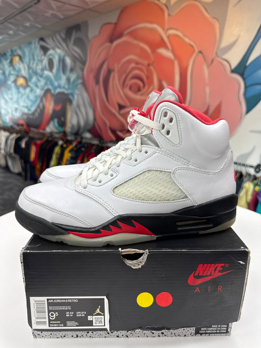 Preowned Jordan 5 Fire Red Silver Tongue (2020)