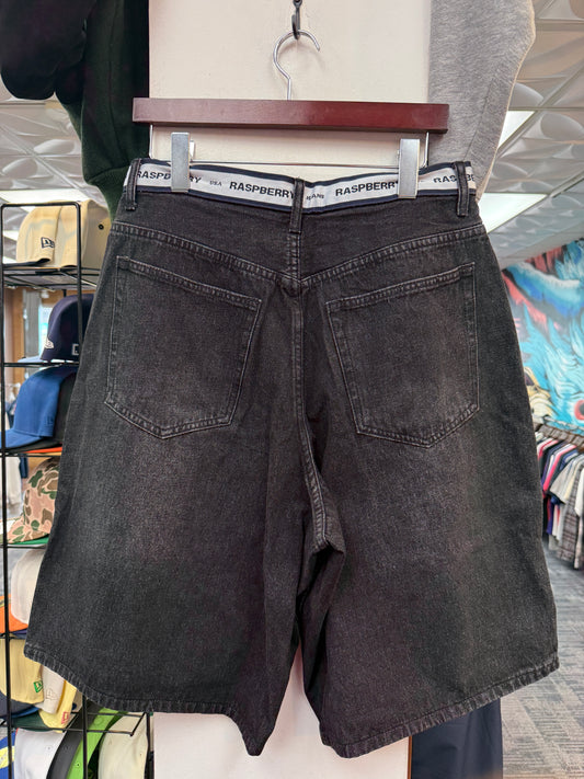 New GV Raspberry Hills Black Denim Shorts